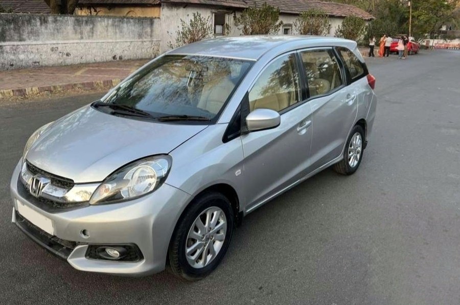 HONDA MOBILIO (2013)