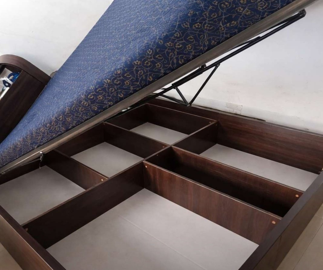 Queen Size Double Bed