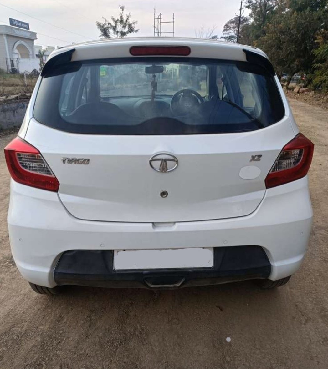 Tata Tiago XZ Petrol