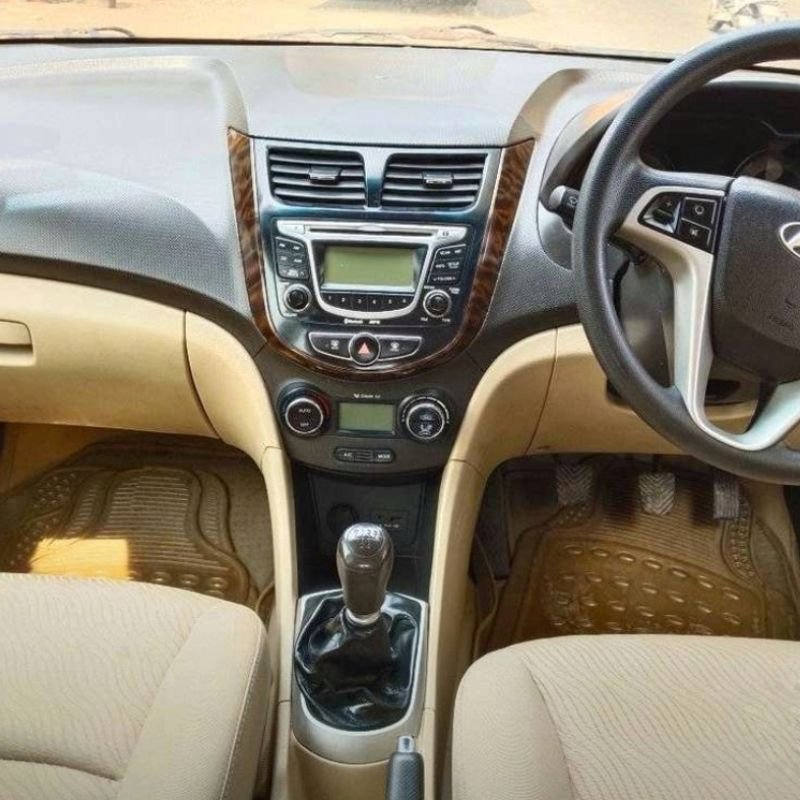 HYUNDAI VERNA-VTVT 1.6 SX