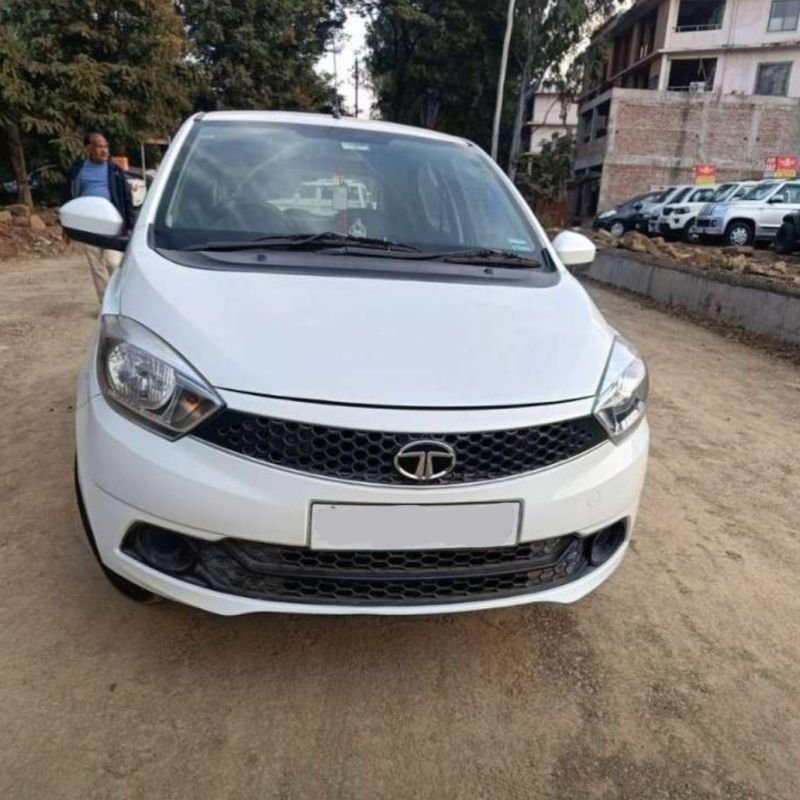 Tata Tiago XZ Petrol