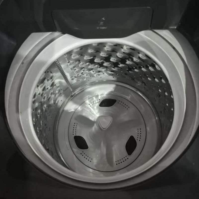 Whirlpool Automotic top load washing machine